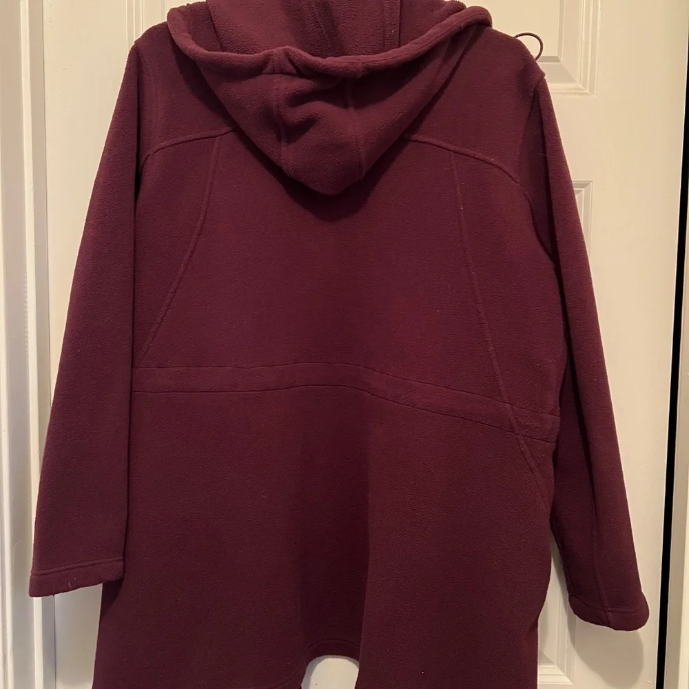 **REDUCED** Land's End Polartec Fleece Hoodie 0x in burgundy - Picture 3 of 5